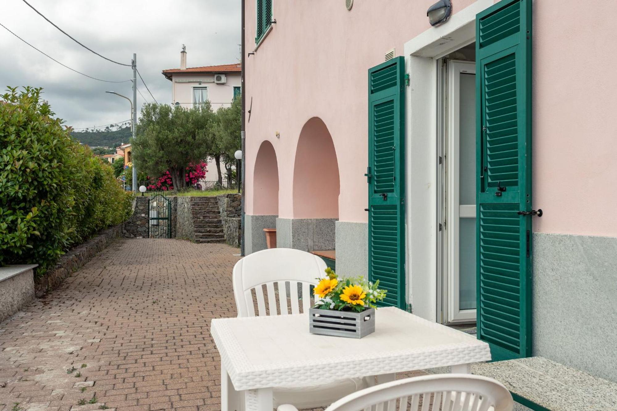 Villa Zafferano Suites Celle Ligure Luaran gambar